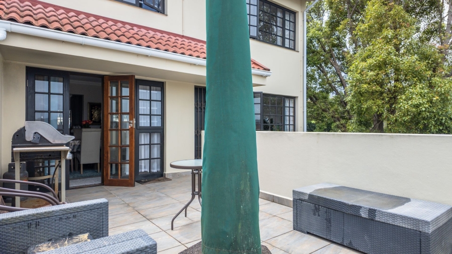 3 Bedroom Property for Sale in Lelieskloof Western Cape